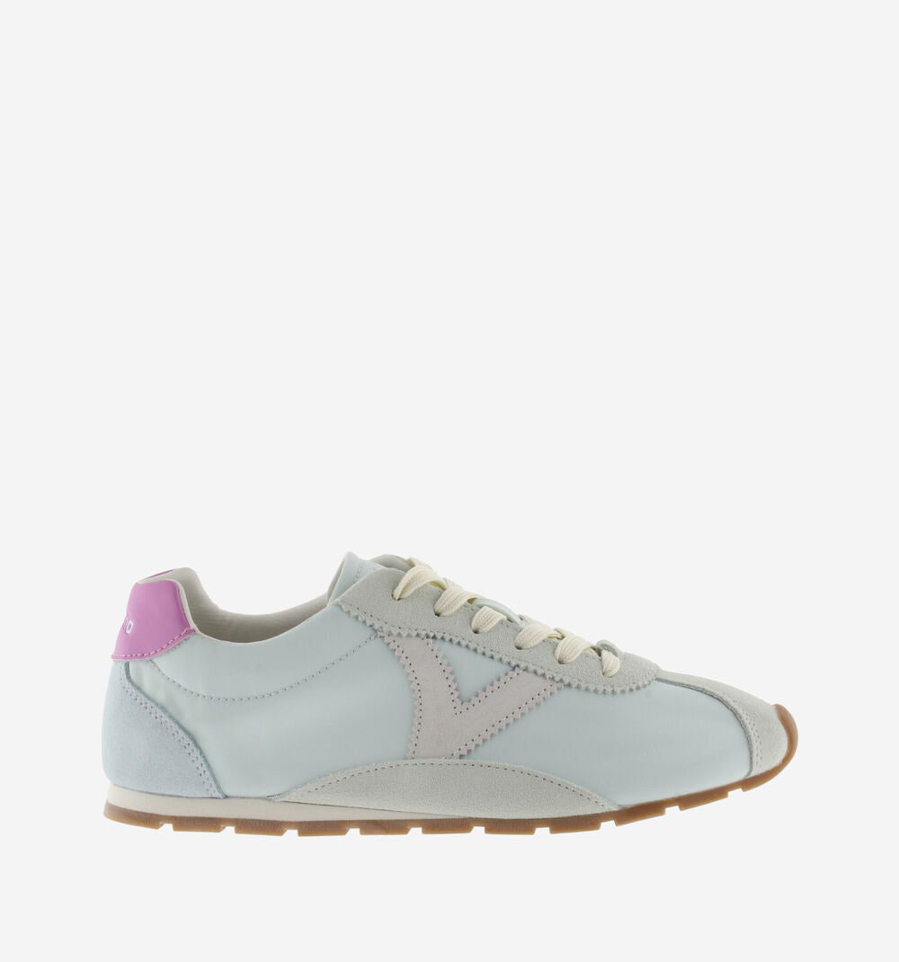 Sneakers para mujer con suela dentada