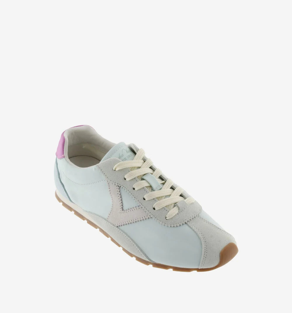 Sneakers para mujer con suela dentada