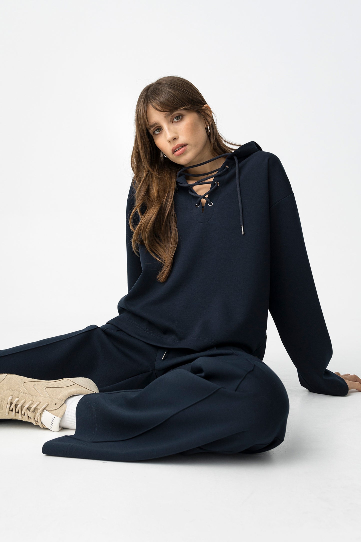 Sudadera azul oscuro capucha