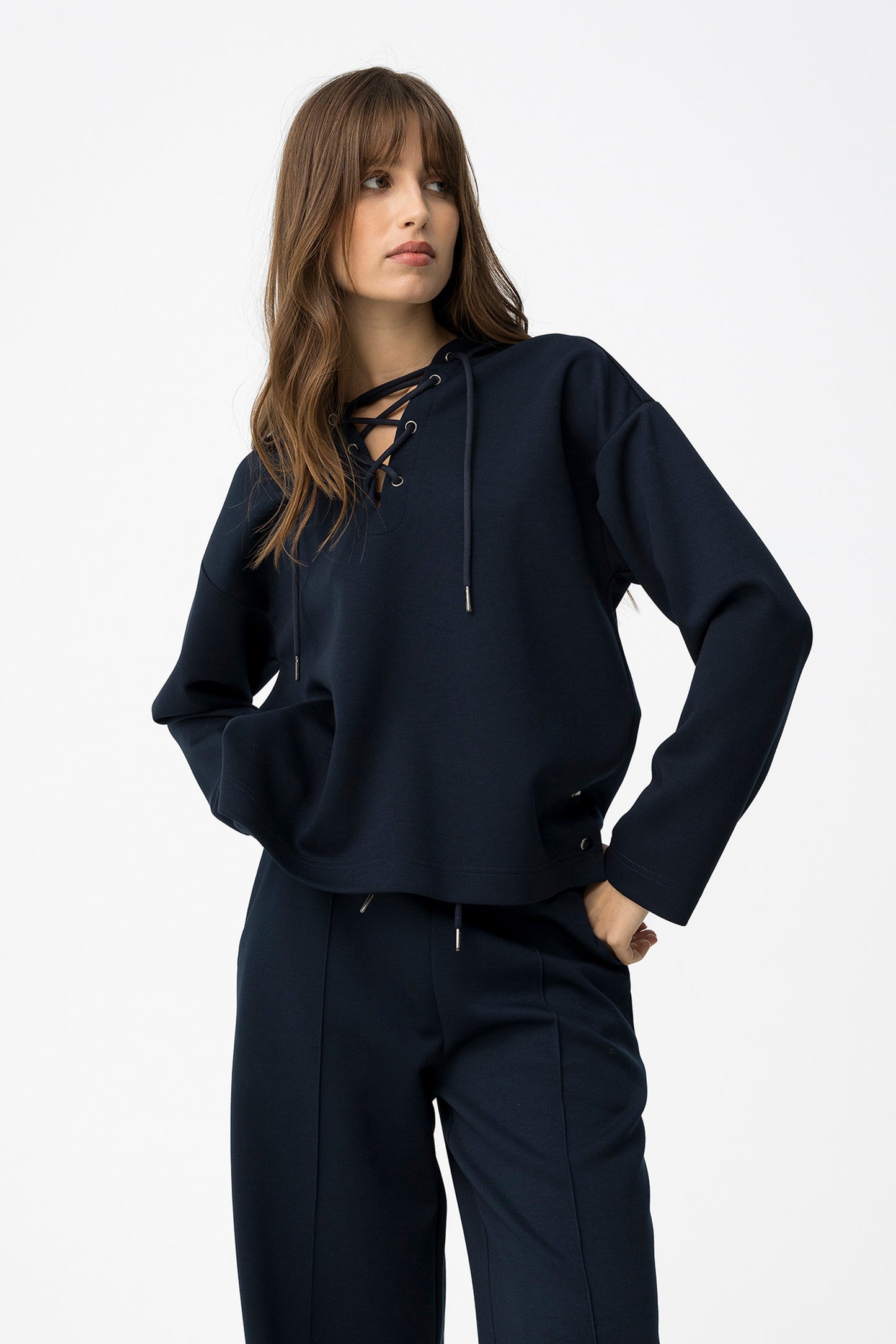 Sudadera azul oscuro capucha
