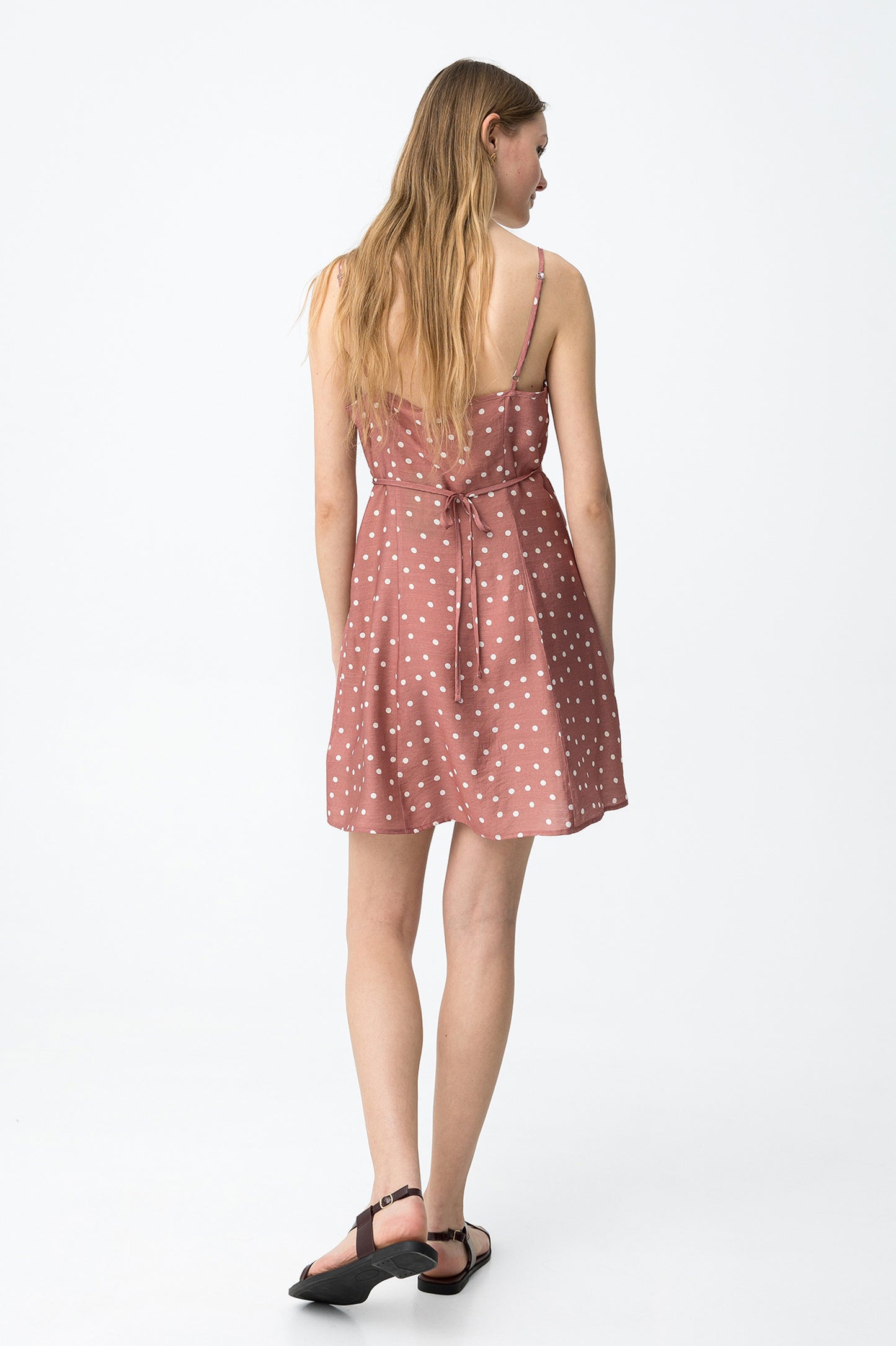 Vestido rosa corto tirantes