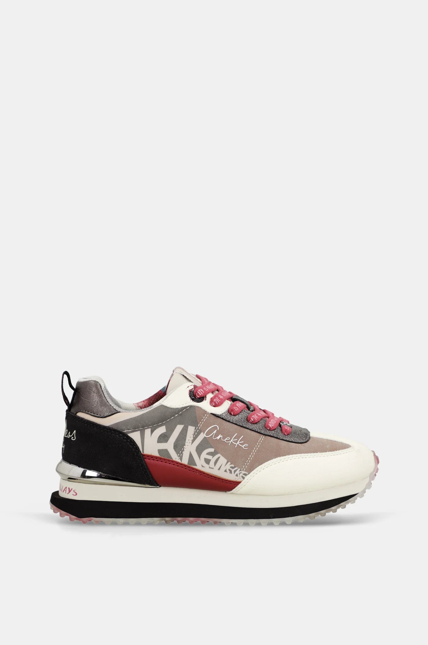 Deportivos rosa y blanco