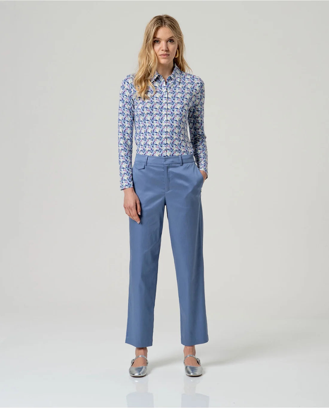 Pantalón recto tobillero