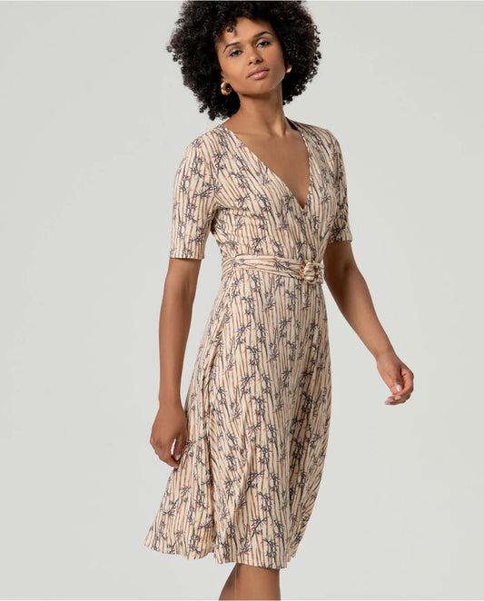 Vestido midi estampado con cinturón