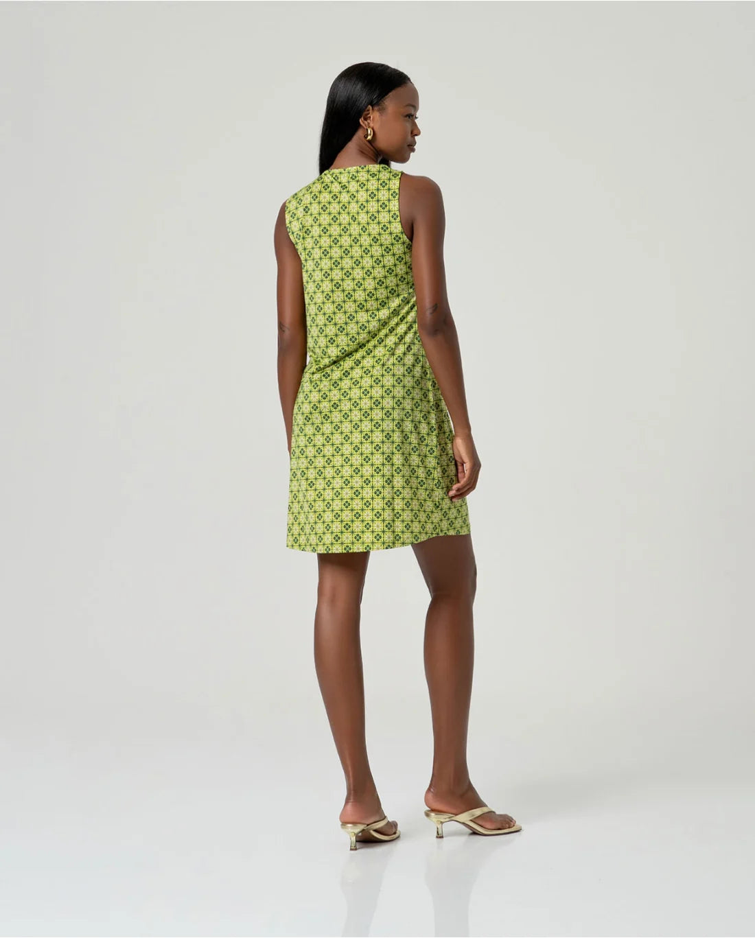 Vestido corto elástico