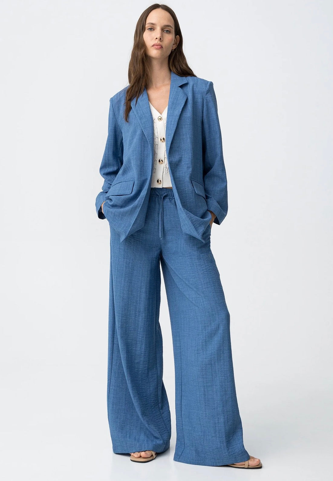 Conjunto americana y pantalón
