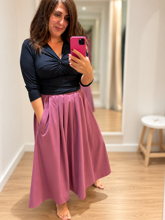 Falda rosa empolvado