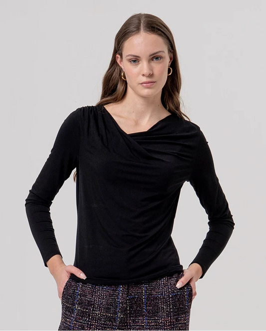 Camiseta de escote asimétrico en modal Negro