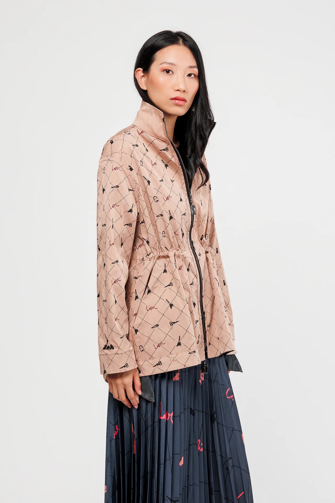 Chaqueta reversible negra y beige